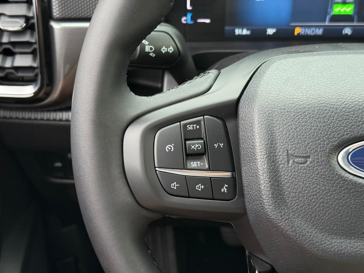 Ford Ranger Vehicle Full-screen Gallery Image 14