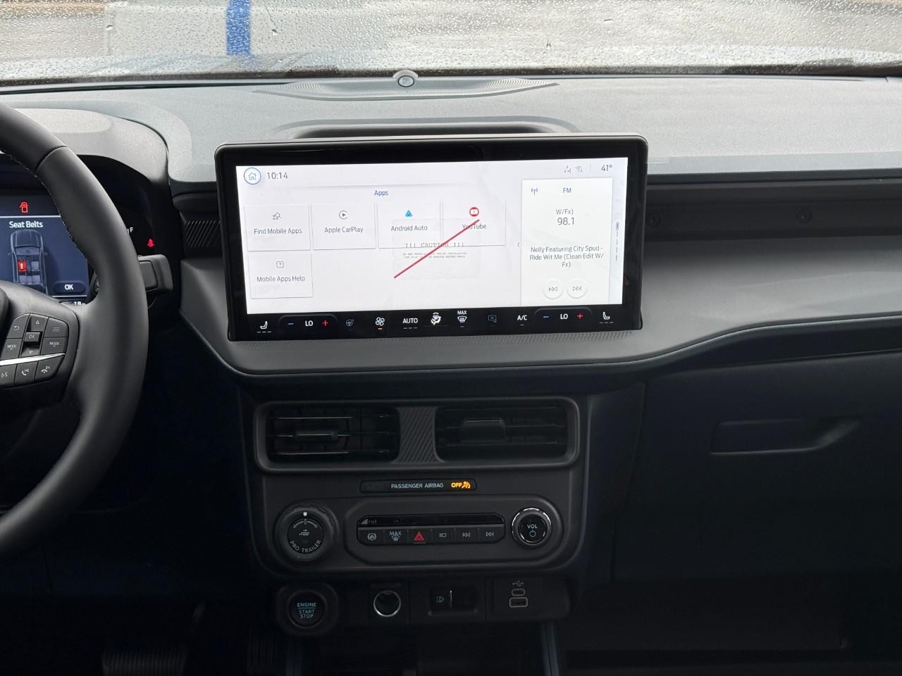 Ford Maverick Vehicle Full-screen Gallery Image 09