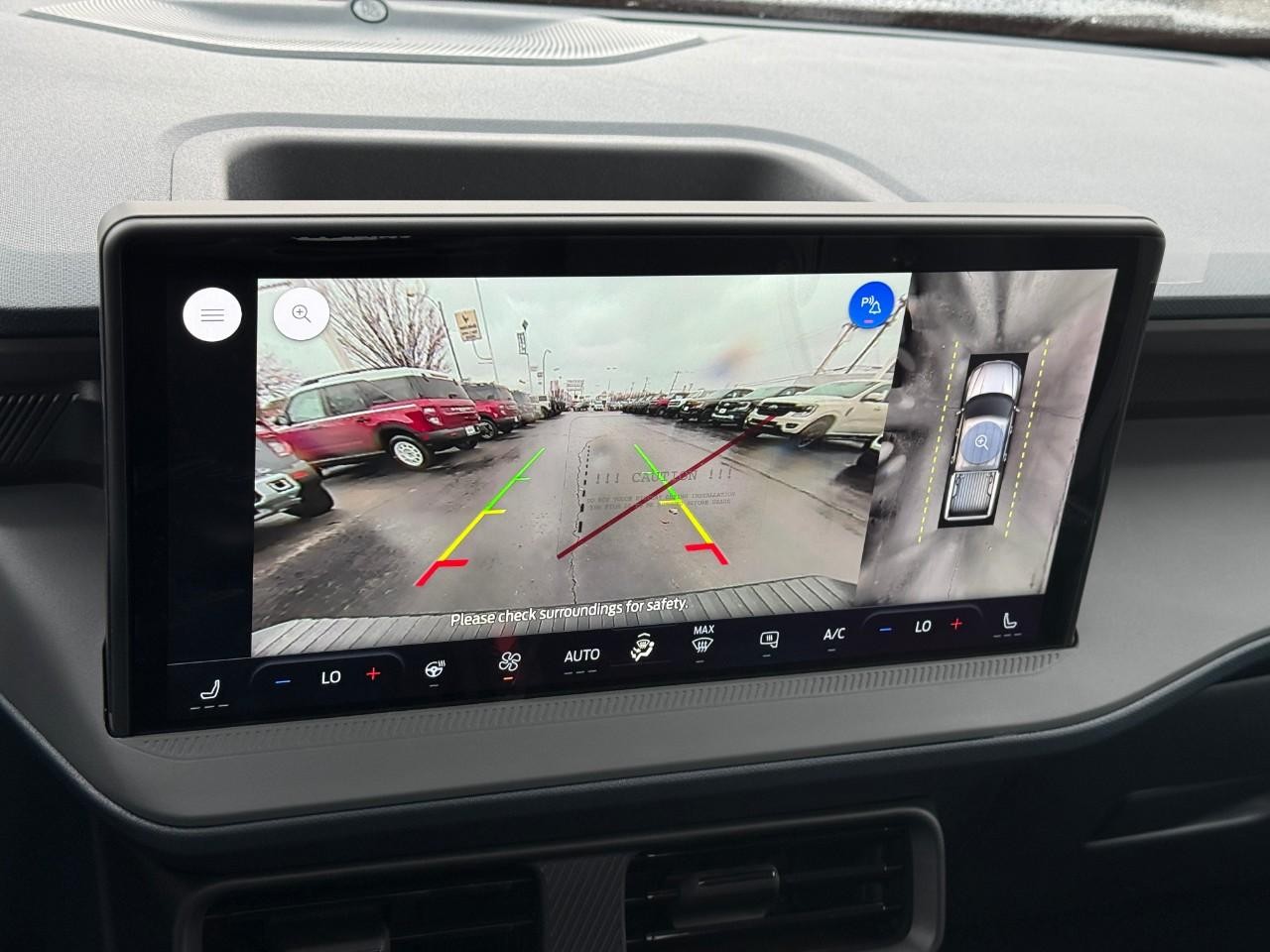 Ford Maverick Vehicle Full-screen Gallery Image 18