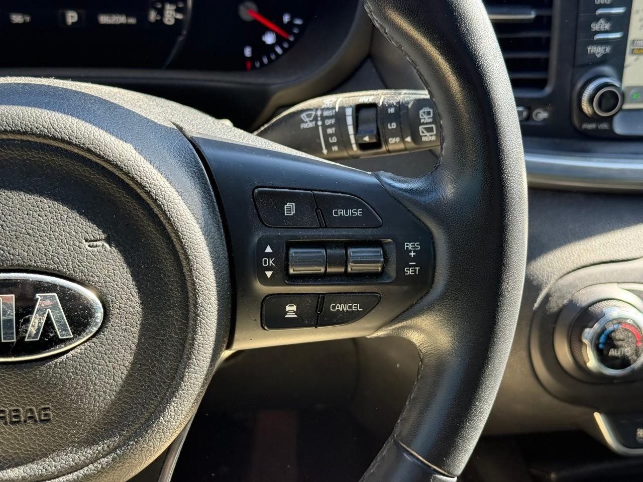 Kia Sorento Vehicle Full-screen Gallery Image 16