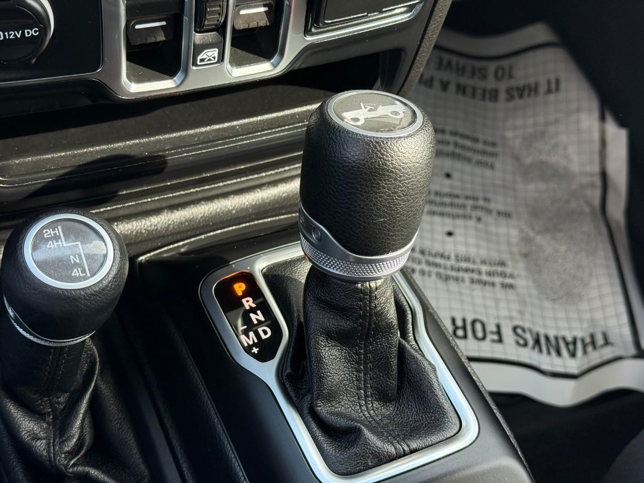 Jeep Wrangler Unlimited Vehicle Full-screen Gallery Image 19