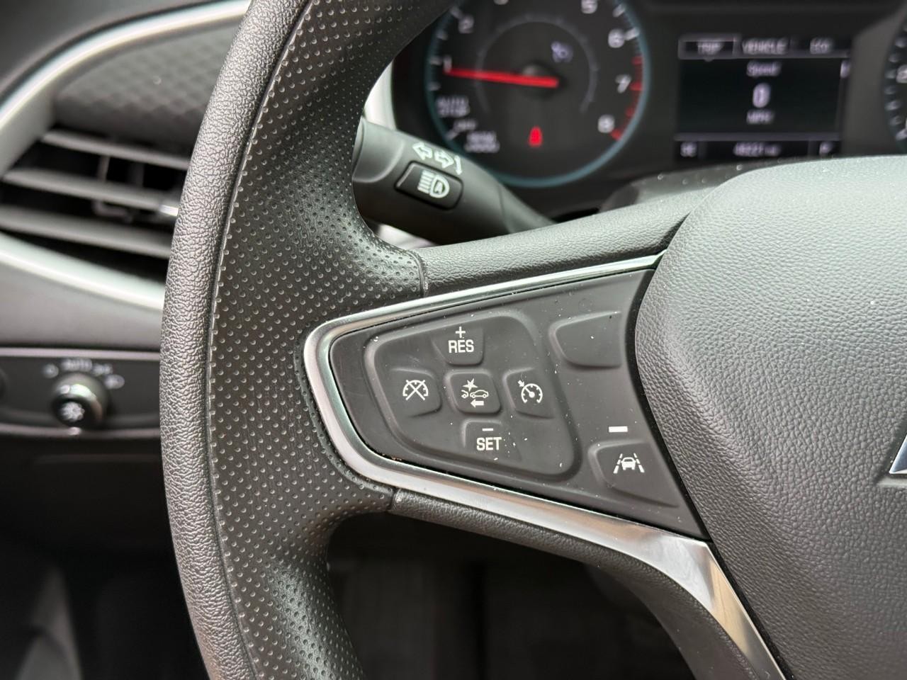 Chevrolet Malibu Vehicle Full-screen Gallery Image 14