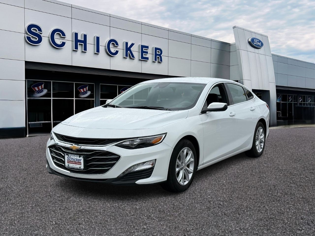 Chevrolet Malibu Vehicle Full-screen Gallery Image 04