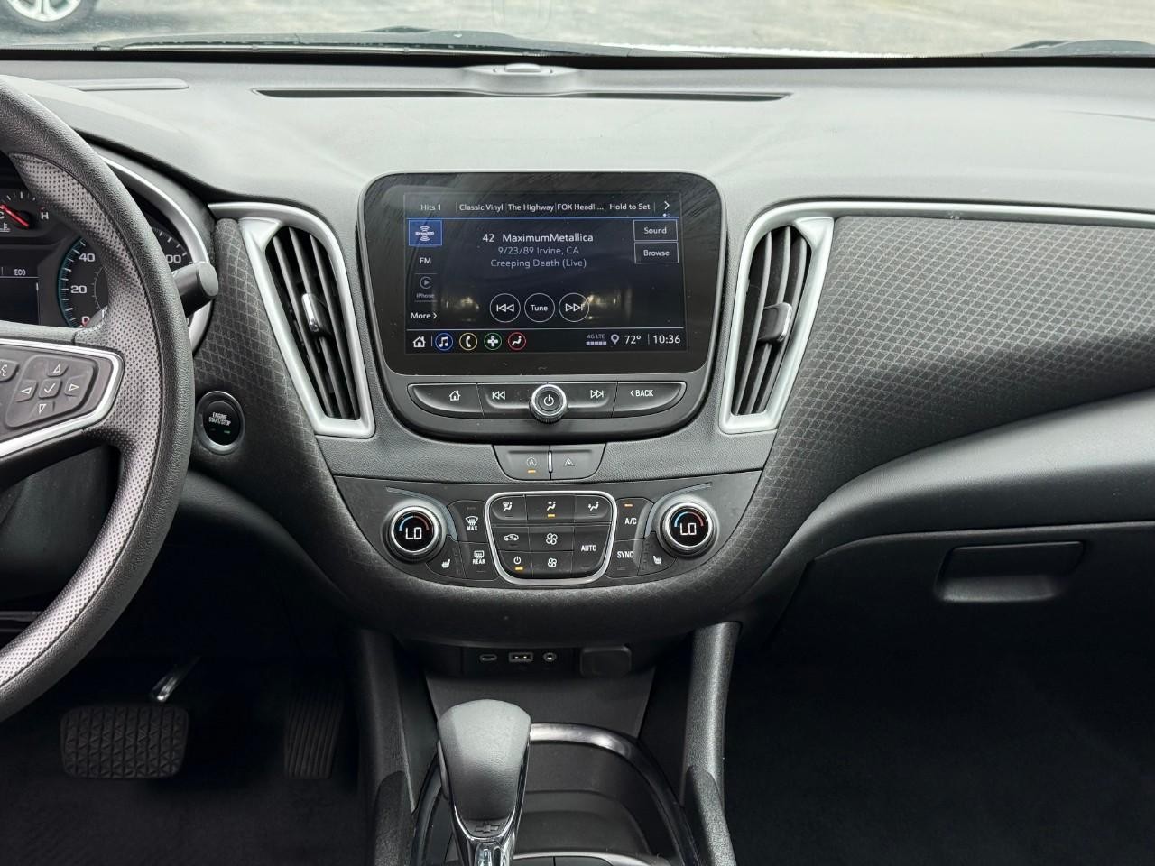 Chevrolet Malibu Vehicle Full-screen Gallery Image 08