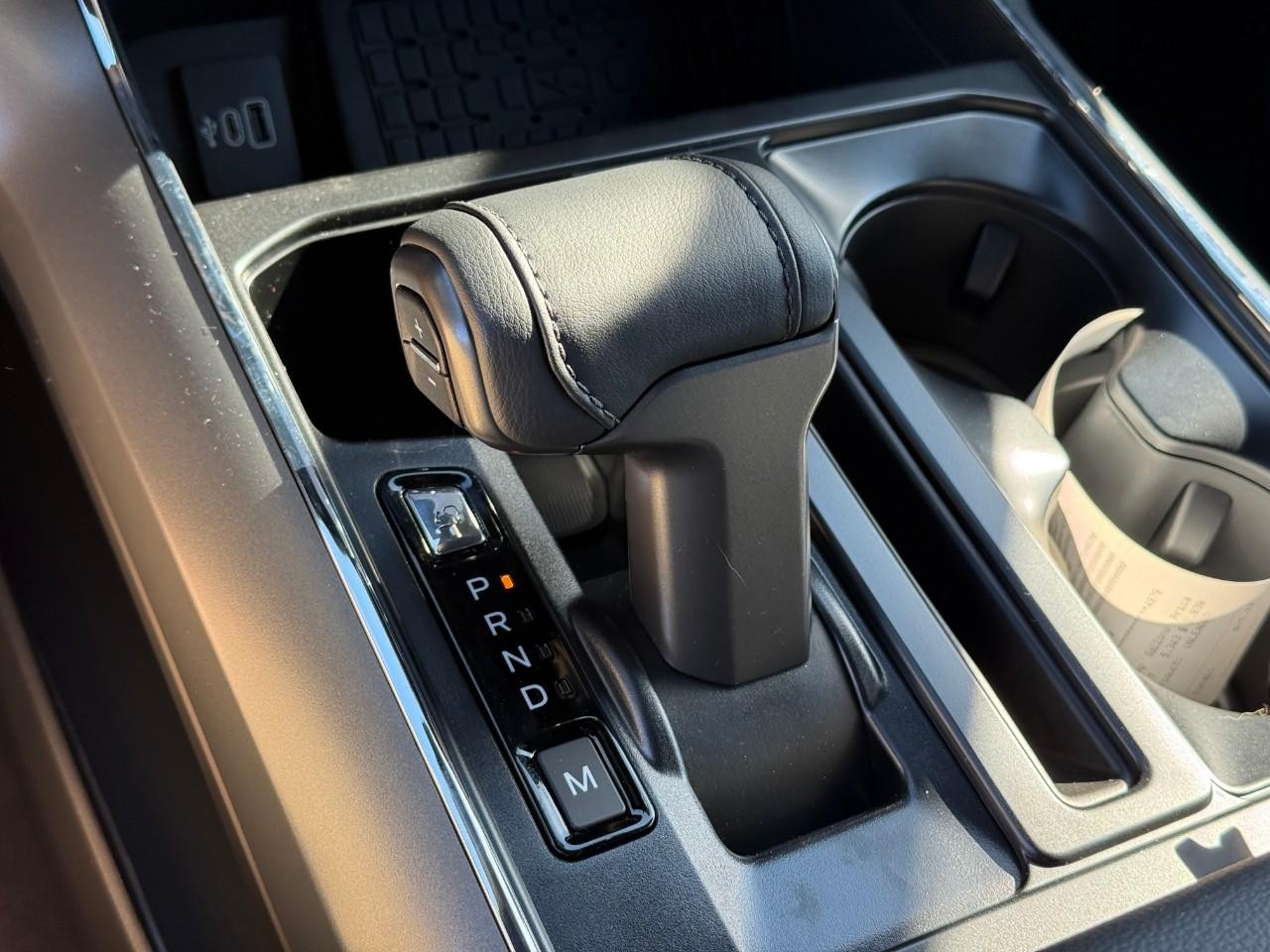 Ford F-150 Vehicle Full-screen Gallery Image 15