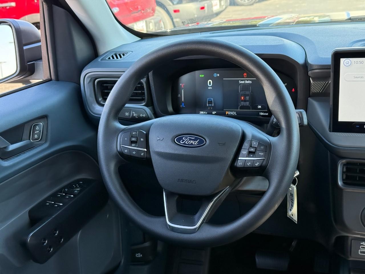 Ford Maverick Vehicle Full-screen Gallery Image 07