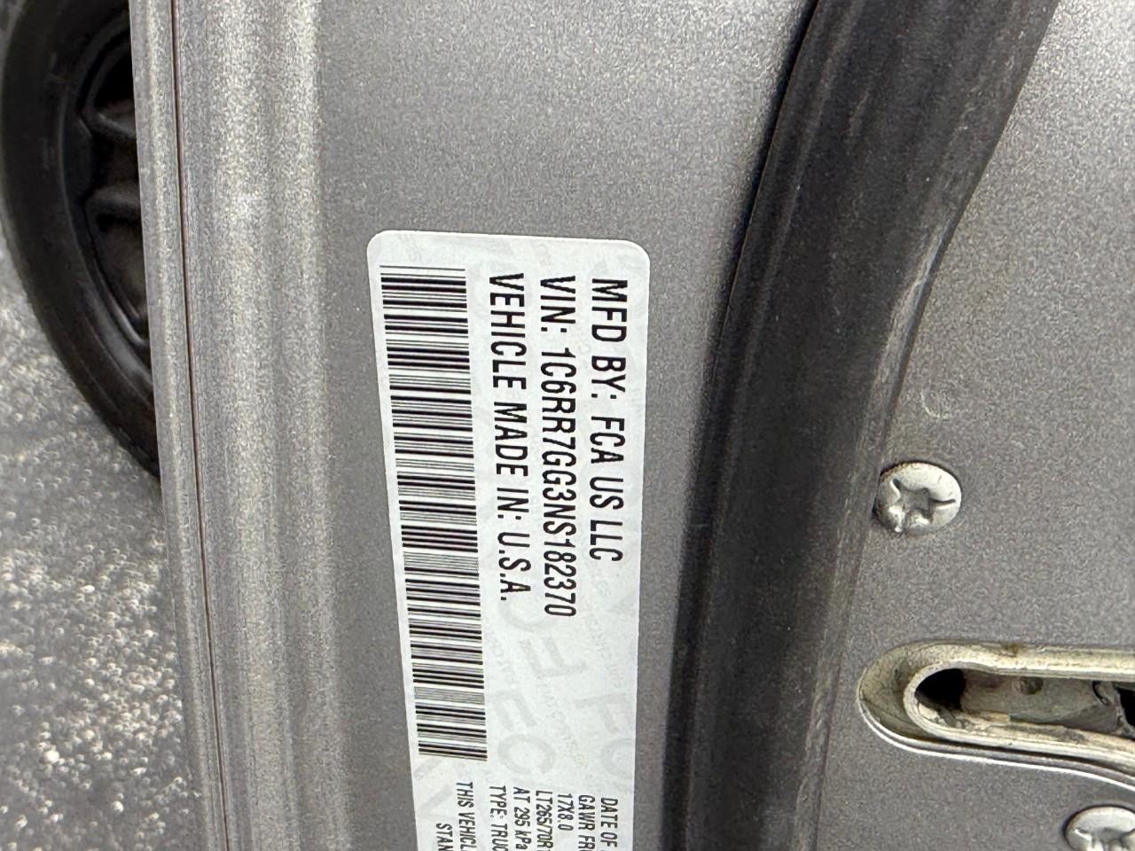 Ram 1500 Classic Vehicle Full-screen Gallery Image 13