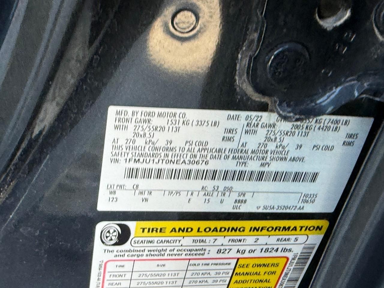 Ford Expedition Vehicle Full-screen Gallery Image 18