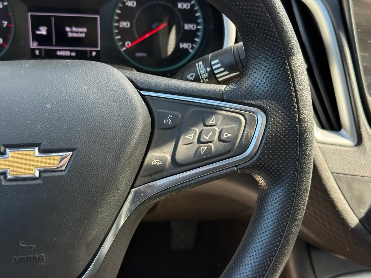 Chevrolet Malibu Vehicle Full-screen Gallery Image 14