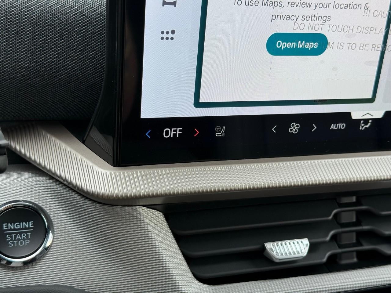 Ford Explorer Vehicle Full-screen Gallery Image 19