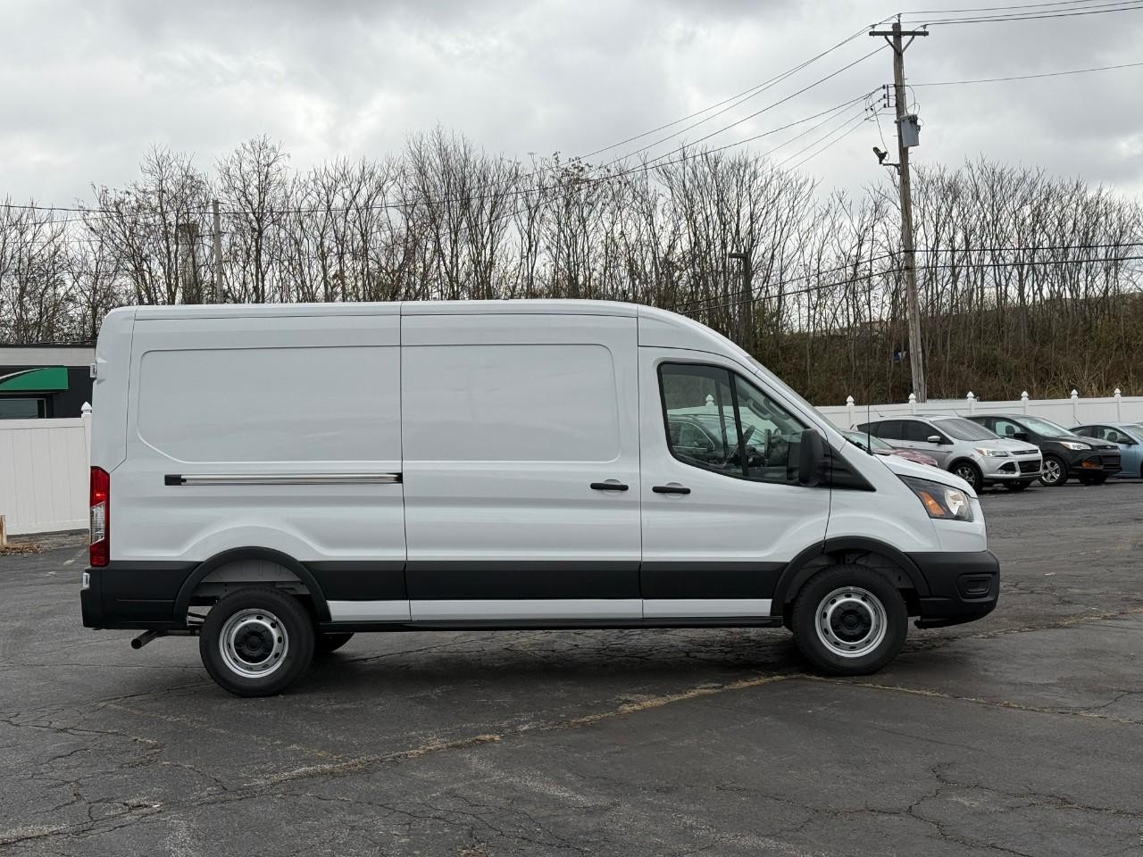 Ford Transit Cargo Van Vehicle Full-screen Gallery Image 02