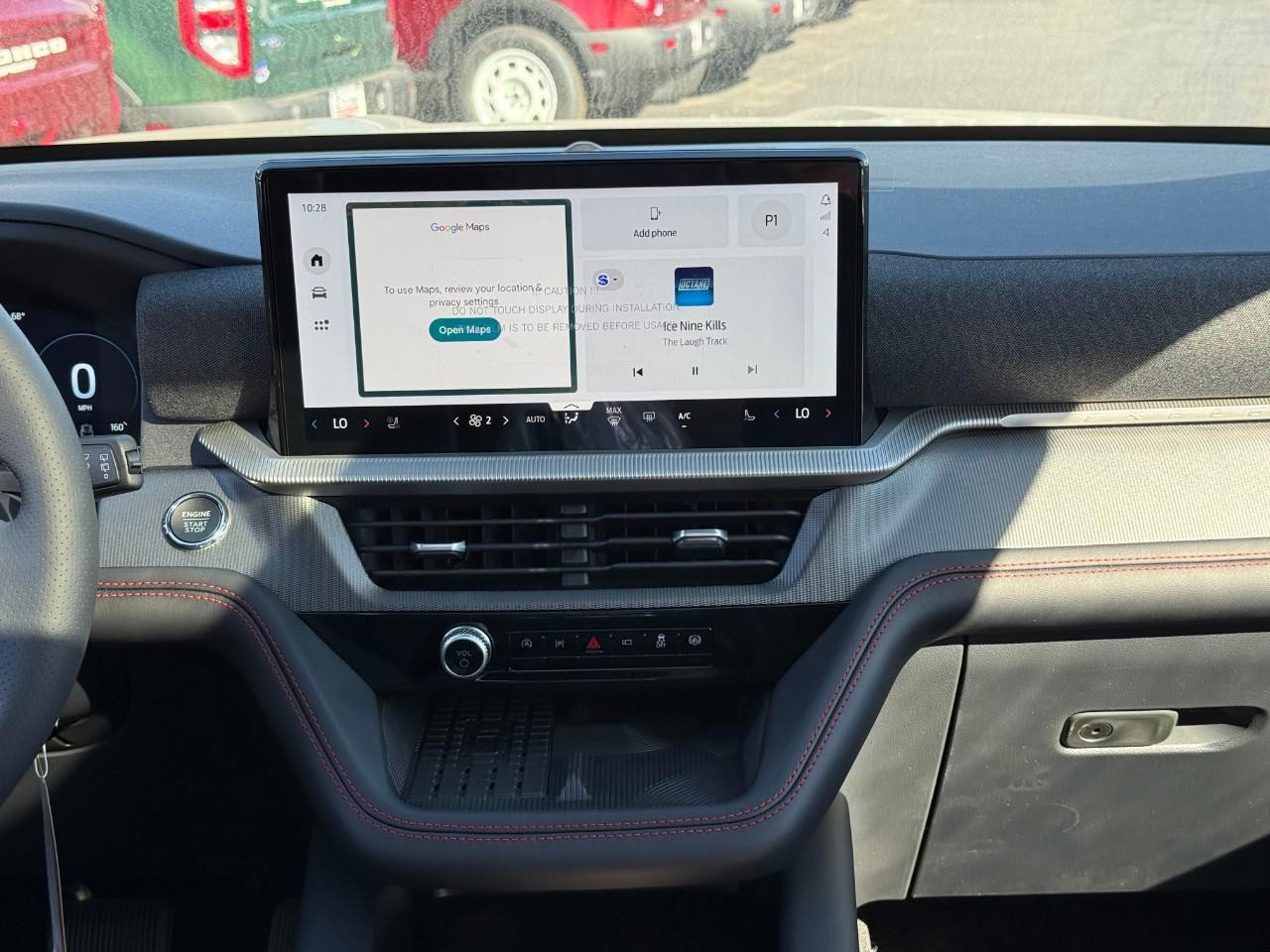 Ford Explorer Vehicle Full-screen Gallery Image 08