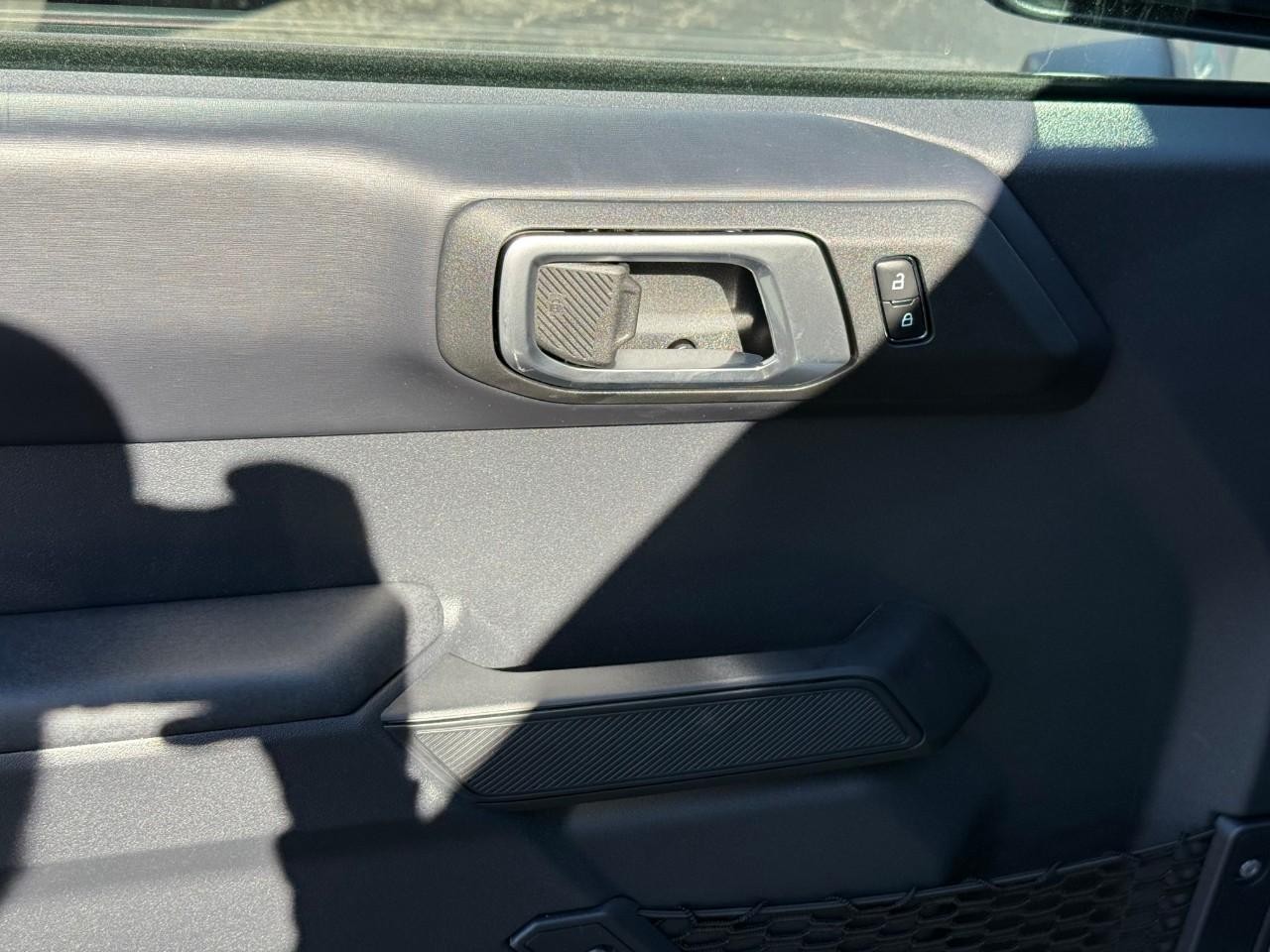 Ford Bronco Vehicle Full-screen Gallery Image 10