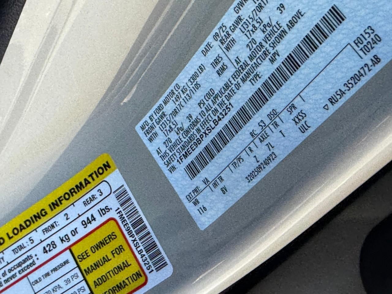 Ford Bronco Vehicle Full-screen Gallery Image 18