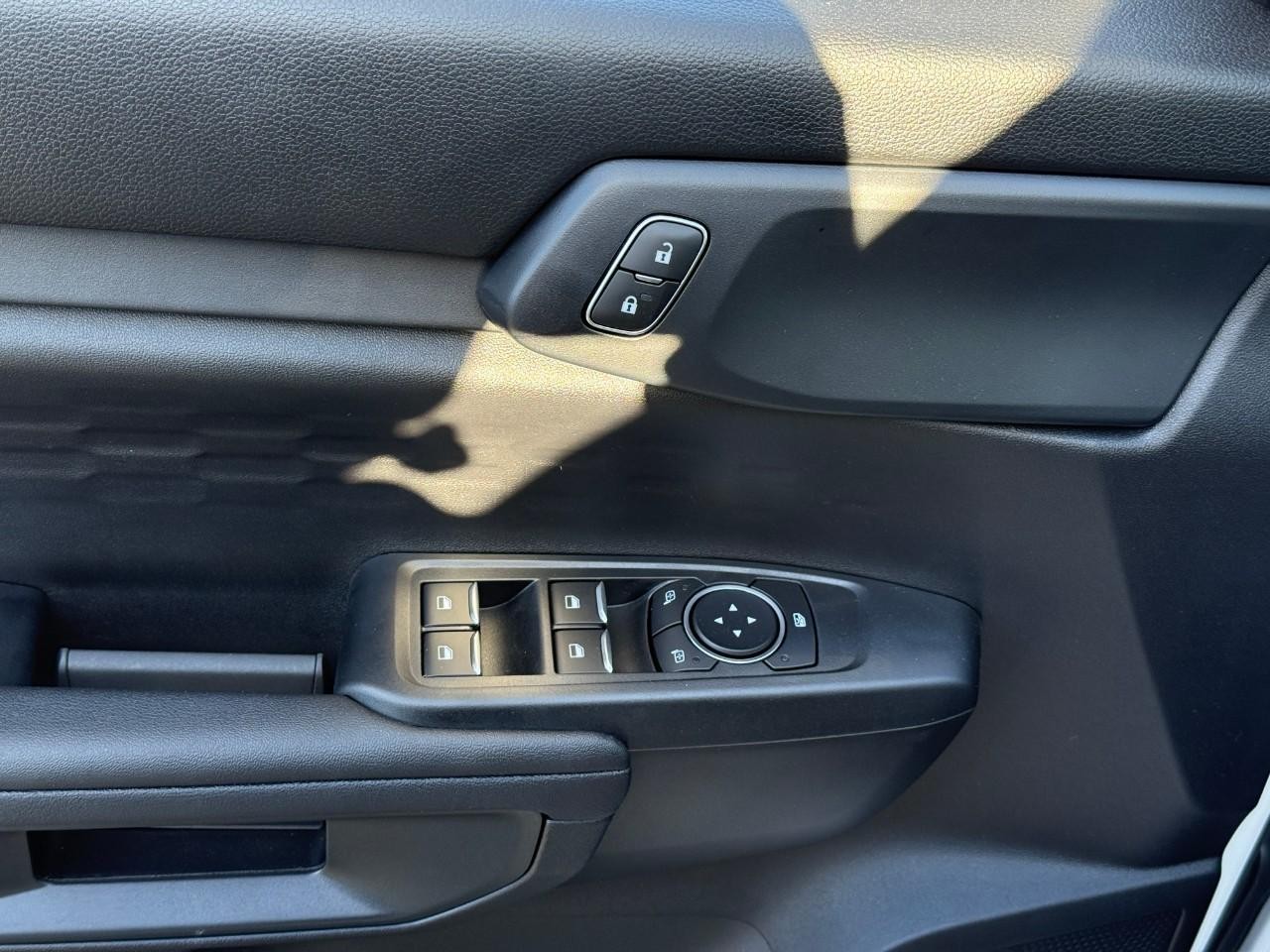 Ford Ranger Vehicle Full-screen Gallery Image 10