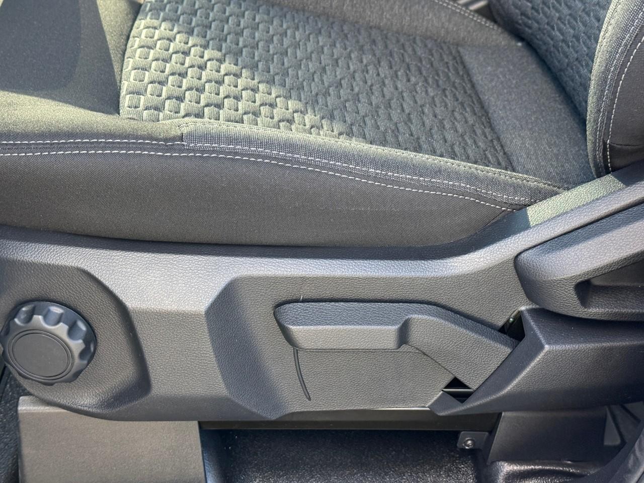 Ford Ranger Vehicle Full-screen Gallery Image 12