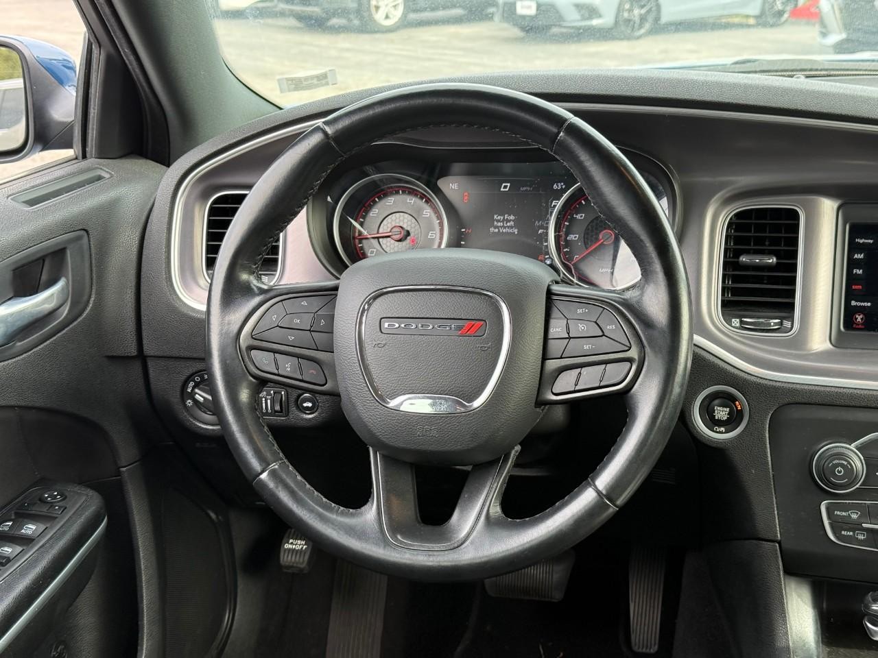 Dodge Charger Vehicle Full-screen Gallery Image 07