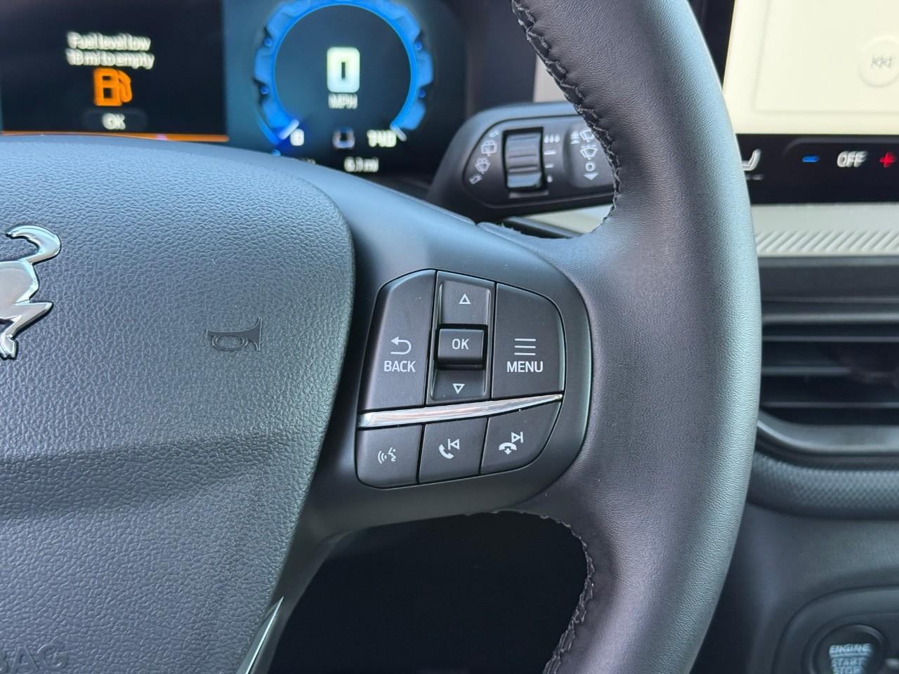 Ford Bronco Sport Vehicle Full-screen Gallery Image 14