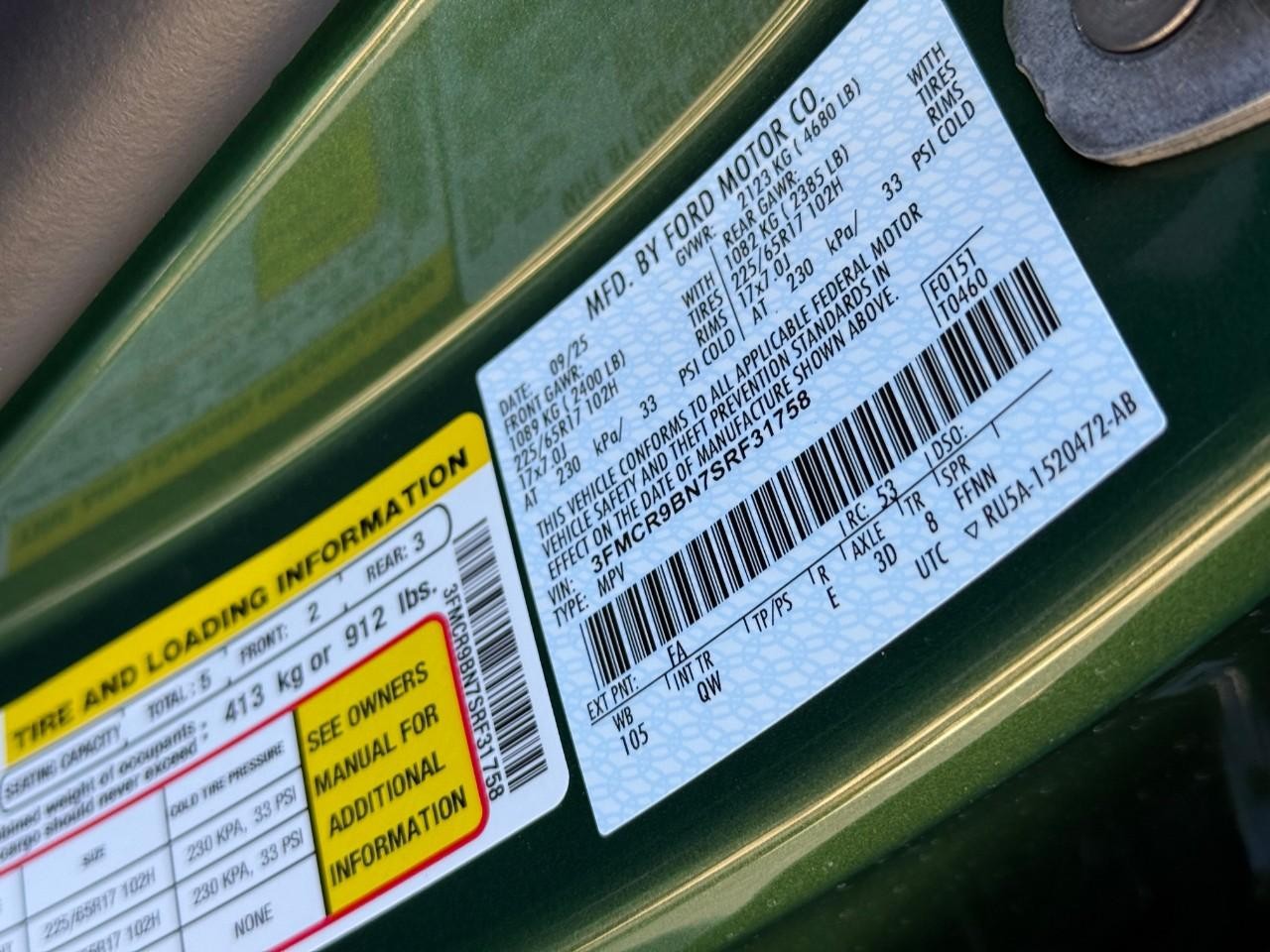 Ford Bronco Sport Vehicle Full-screen Gallery Image 18