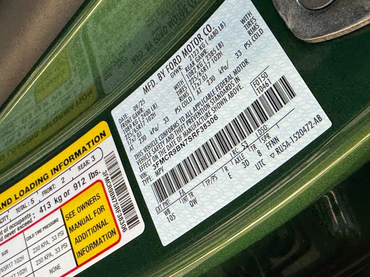 Ford Bronco Sport Vehicle Full-screen Gallery Image 18