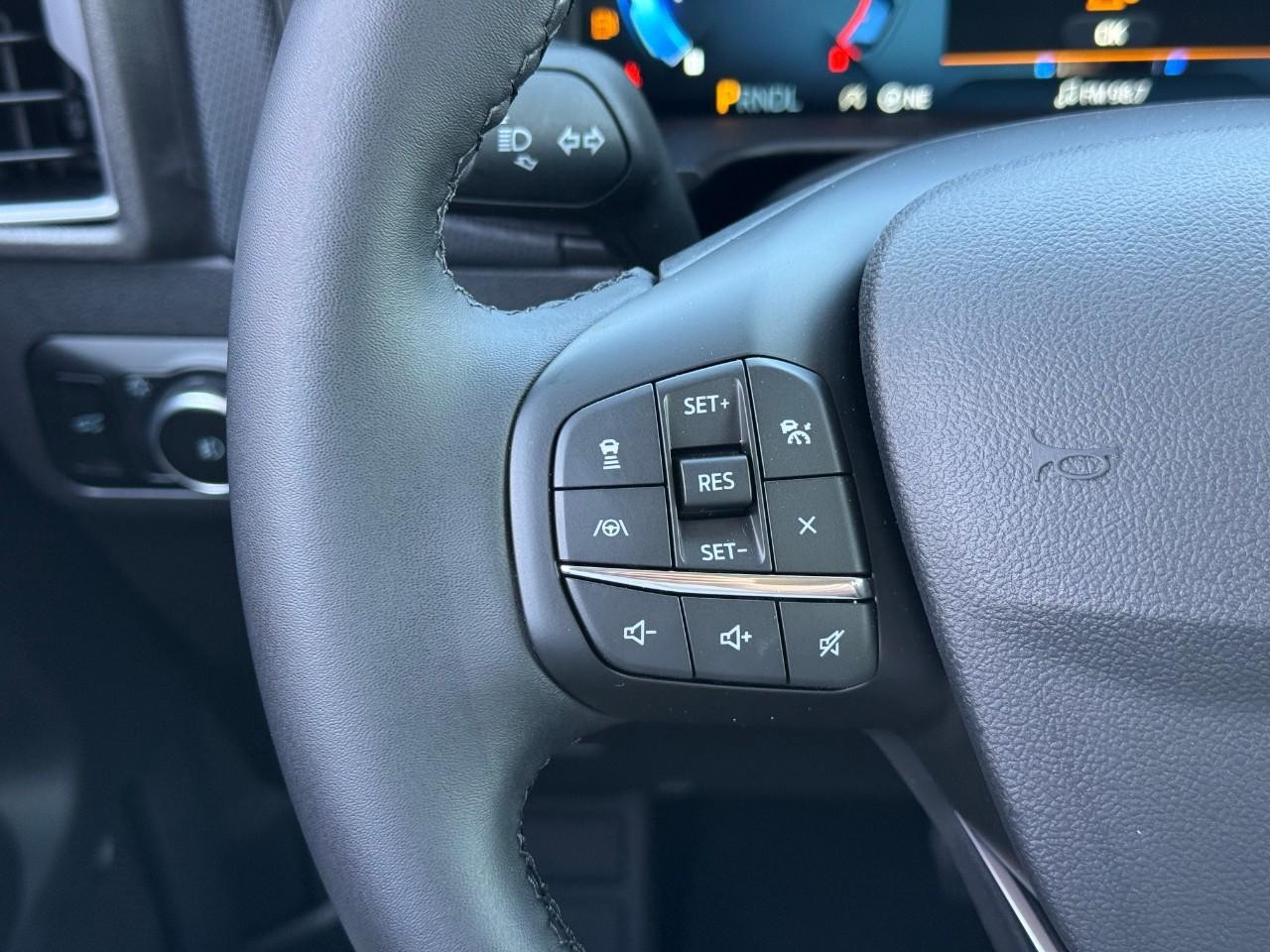 Ford Bronco Sport Vehicle Full-screen Gallery Image 13