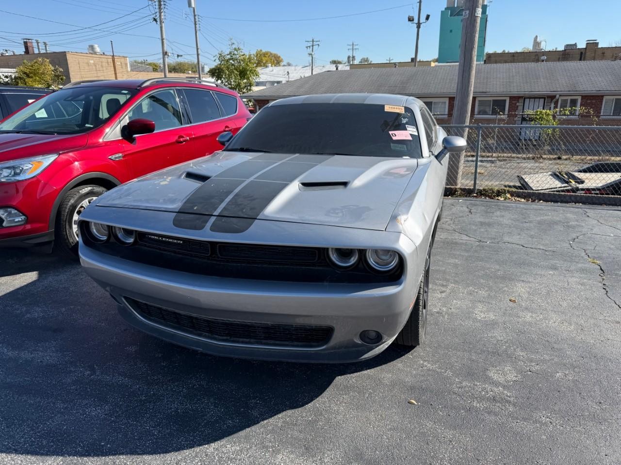 Dodge Challenger Vehicle Full-screen Gallery Image 03