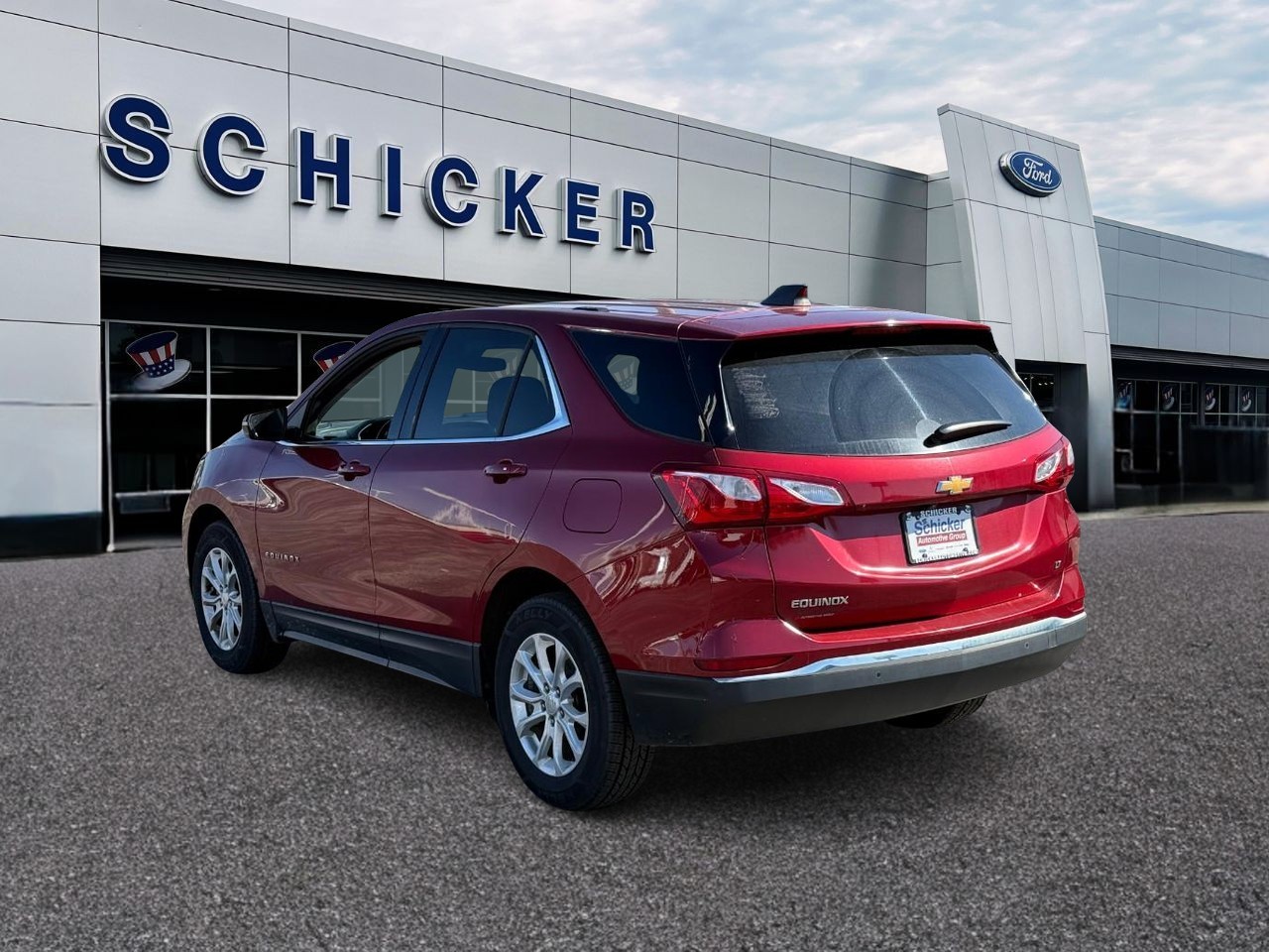 Chevrolet Equinox Vehicle Full-screen Gallery Image 03