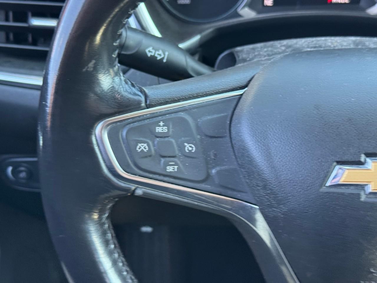 Chevrolet Equinox Vehicle Full-screen Gallery Image 14