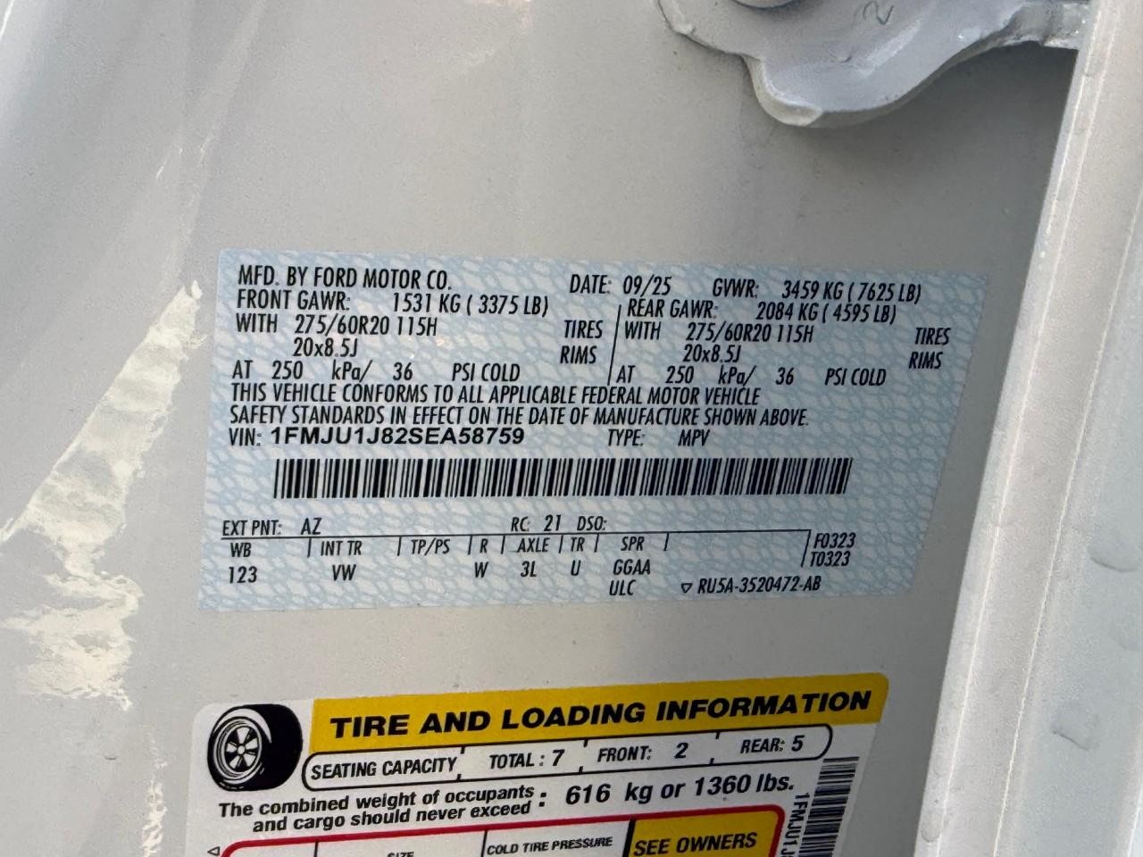 Ford Expedition Vehicle Full-screen Gallery Image 18