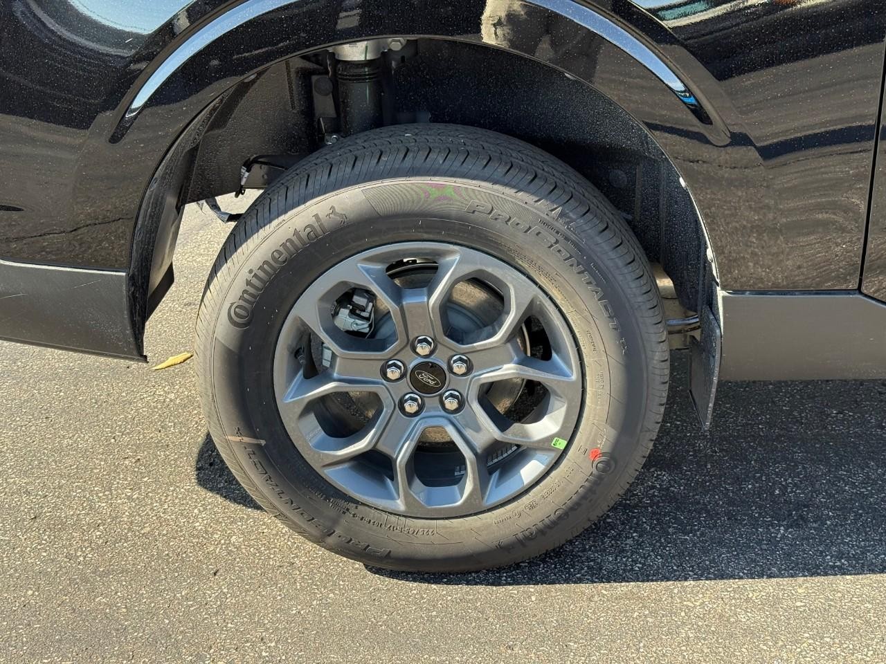 Ford Maverick Vehicle Full-screen Gallery Image 04