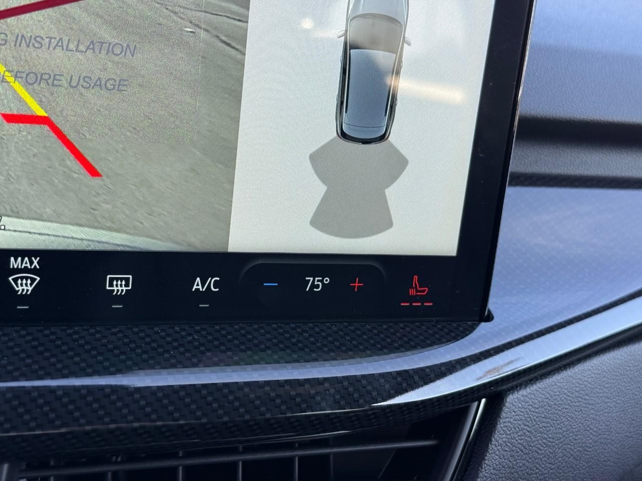 Ford Escape Vehicle Full-screen Gallery Image 19