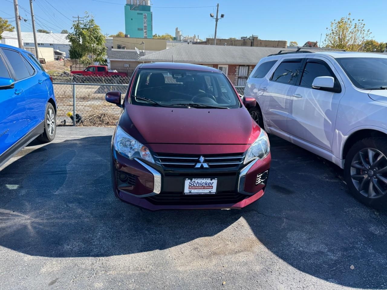 Mitsubishi Mirage Vehicle Full-screen Gallery Image 02