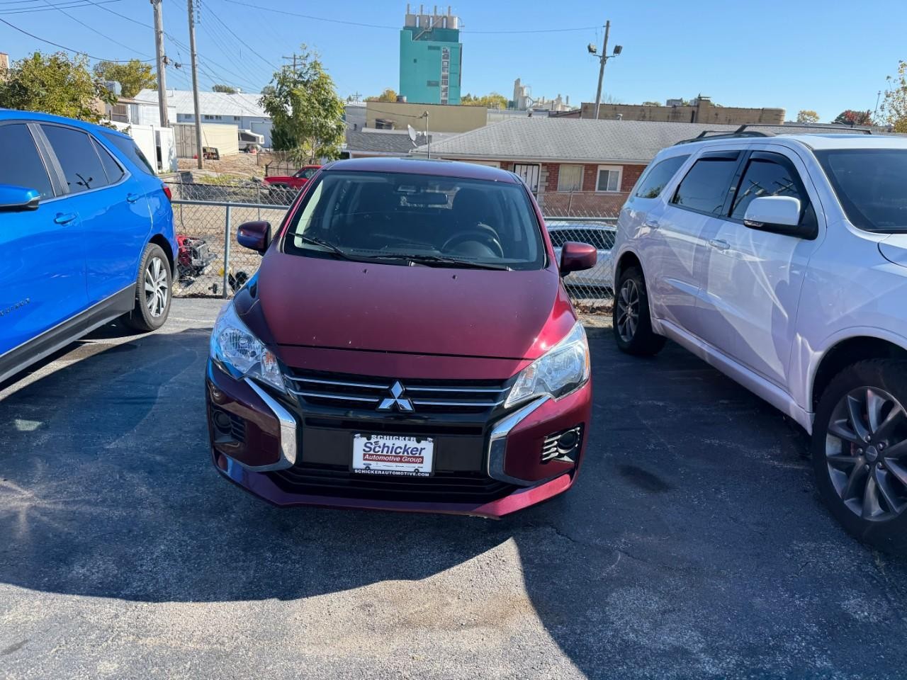 Mitsubishi Mirage Vehicle Full-screen Gallery Image 03