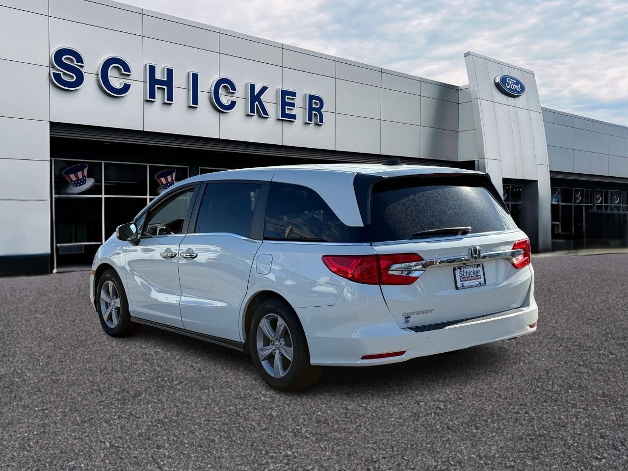 Honda Odyssey Vehicle Full-screen Gallery Image 03