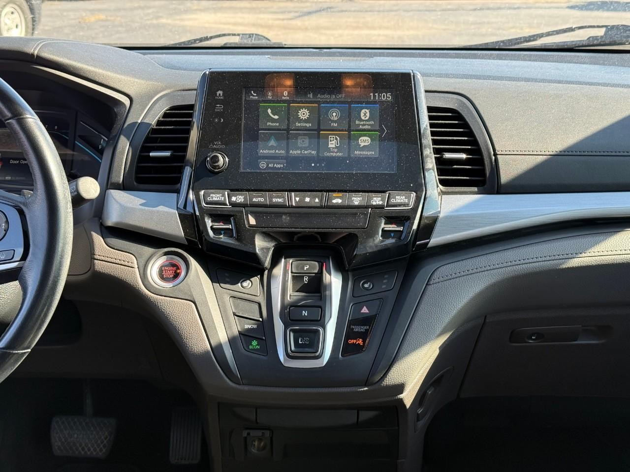 Honda Odyssey Vehicle Full-screen Gallery Image 09