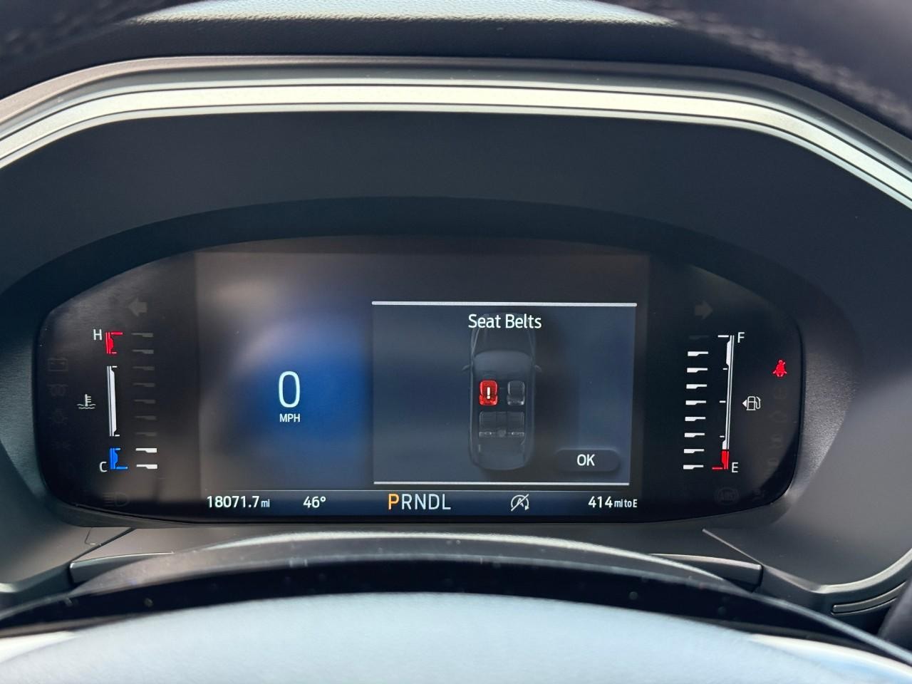 Ford Escape Vehicle Full-screen Gallery Image 16