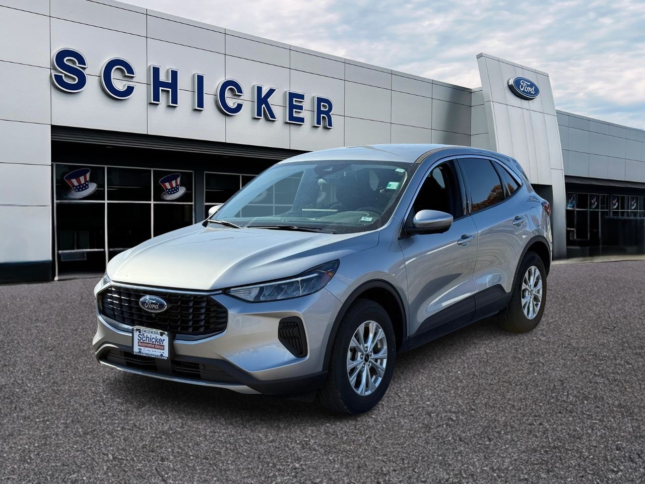 Ford Escape Vehicle Full-screen Gallery Image 04