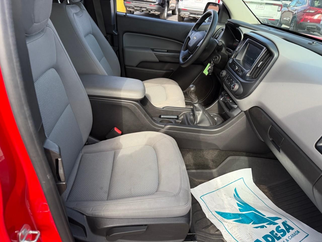 Chevrolet Colorado Vehicle Full-screen Gallery Image 06