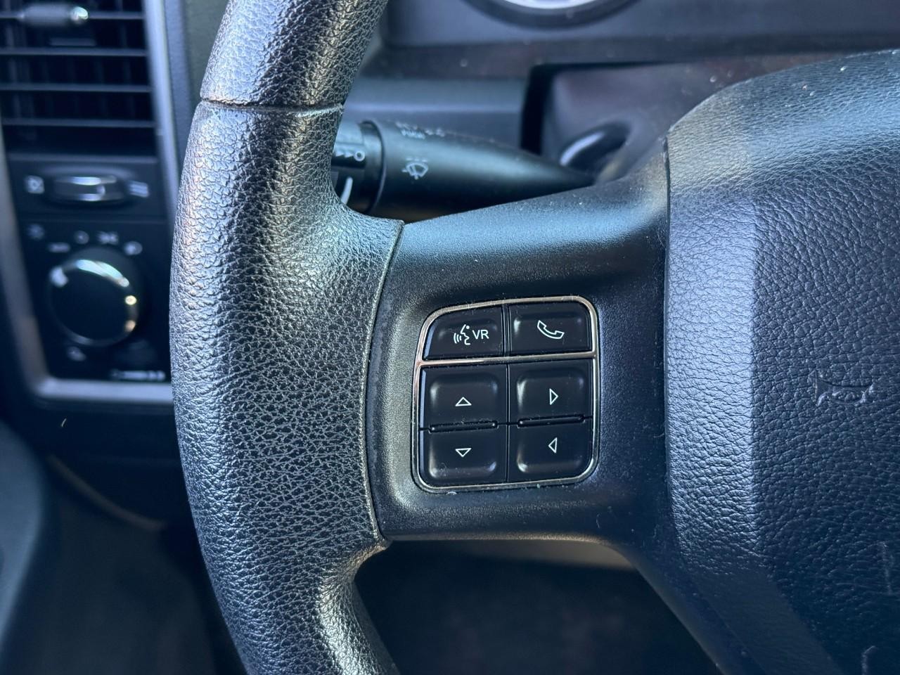 Ram 1500 Vehicle Full-screen Gallery Image 11