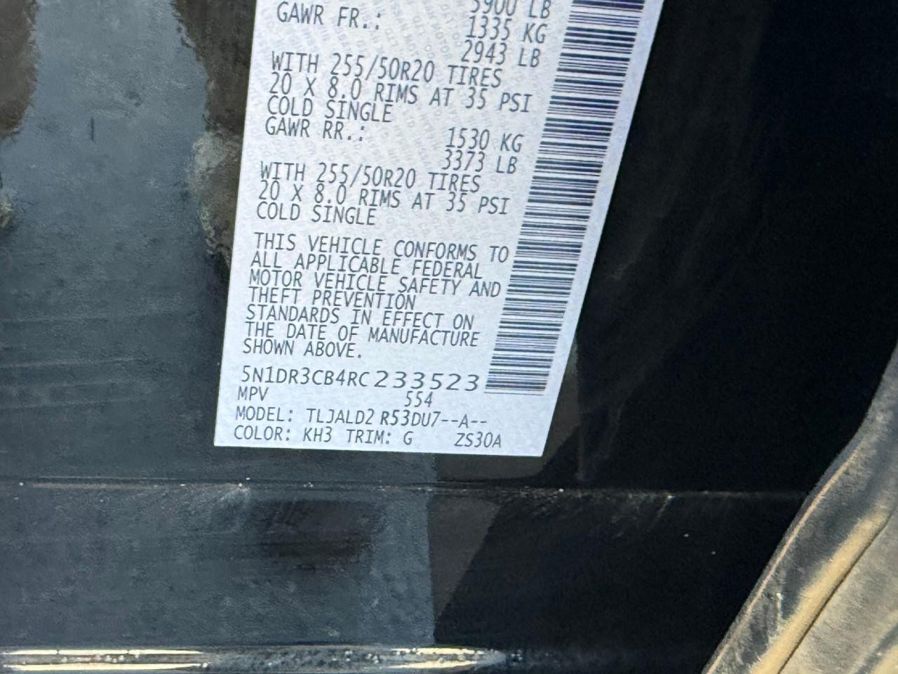 Nissan Pathfinder Vehicle Full-screen Gallery Image 17