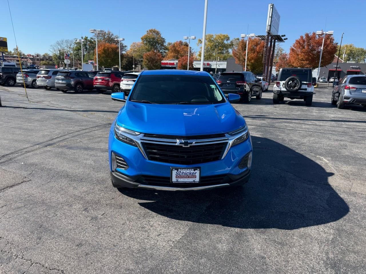 Chevrolet Equinox Vehicle Full-screen Gallery Image 01