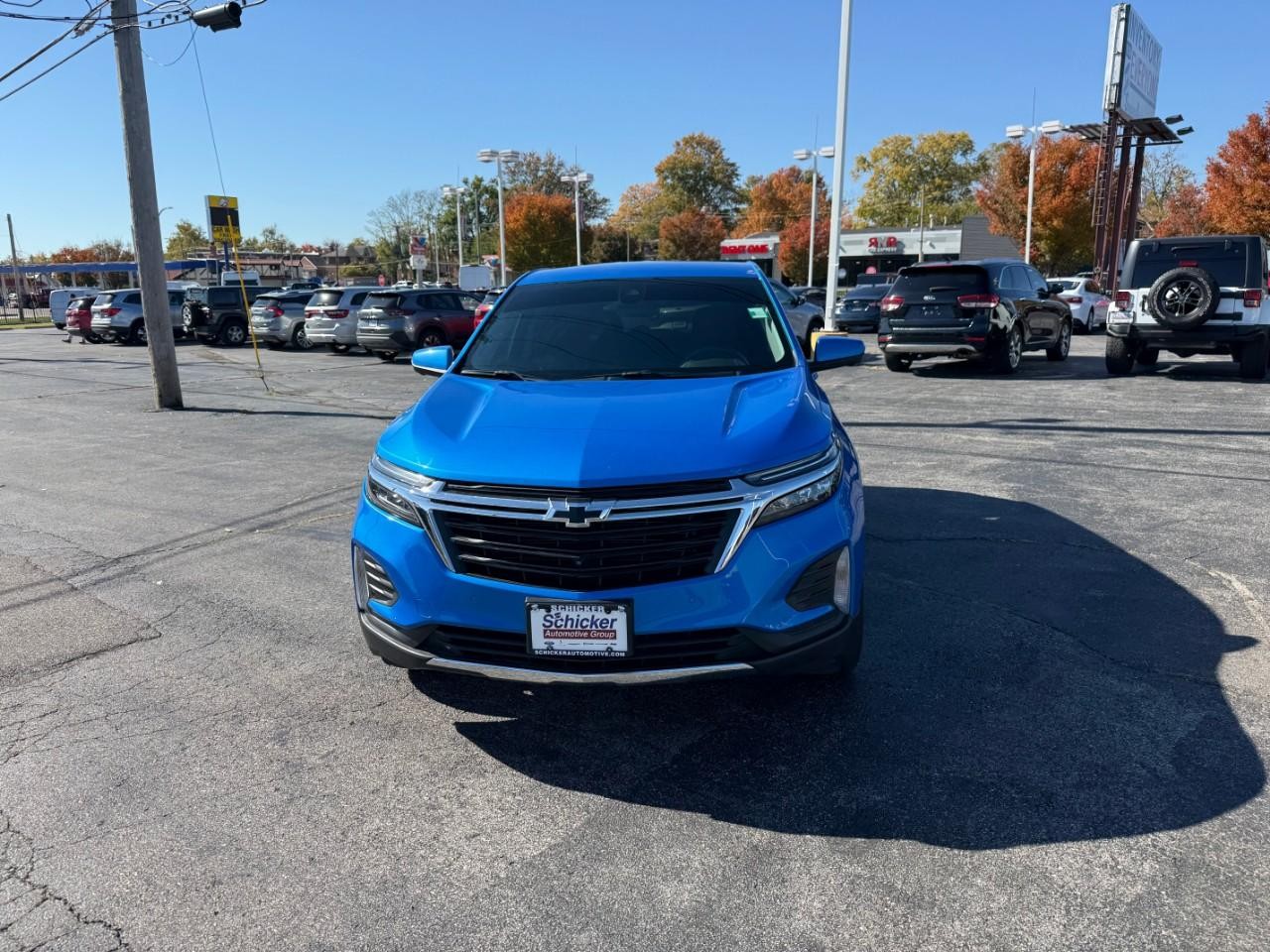 Chevrolet Equinox Vehicle Full-screen Gallery Image 02