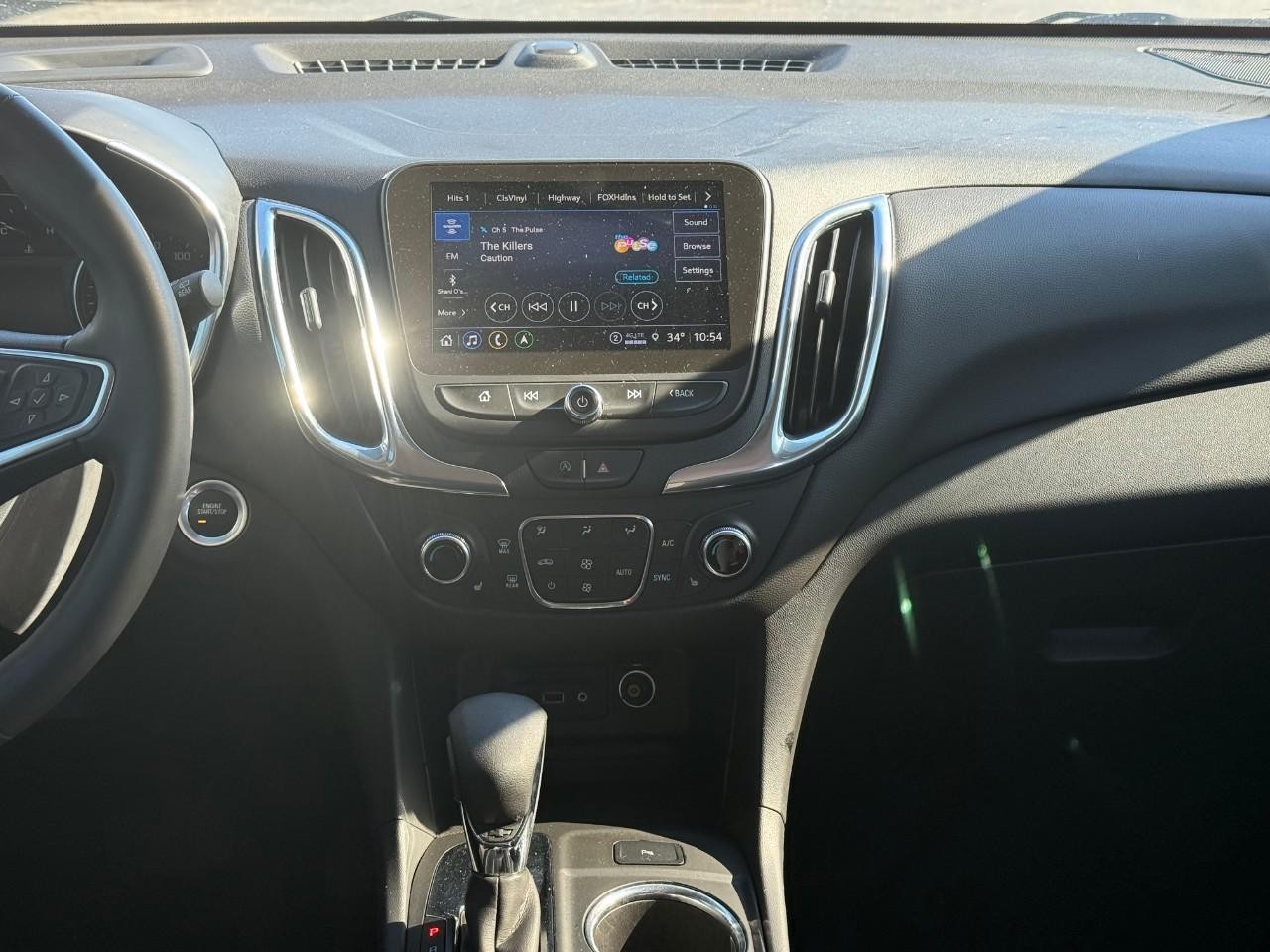 Chevrolet Equinox Vehicle Full-screen Gallery Image 08