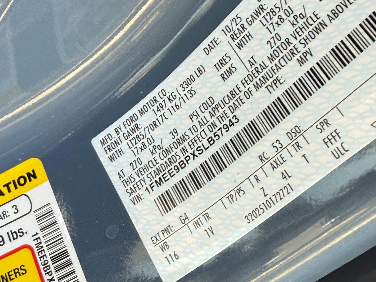 Ford Bronco Vehicle Full-screen Gallery Image 18