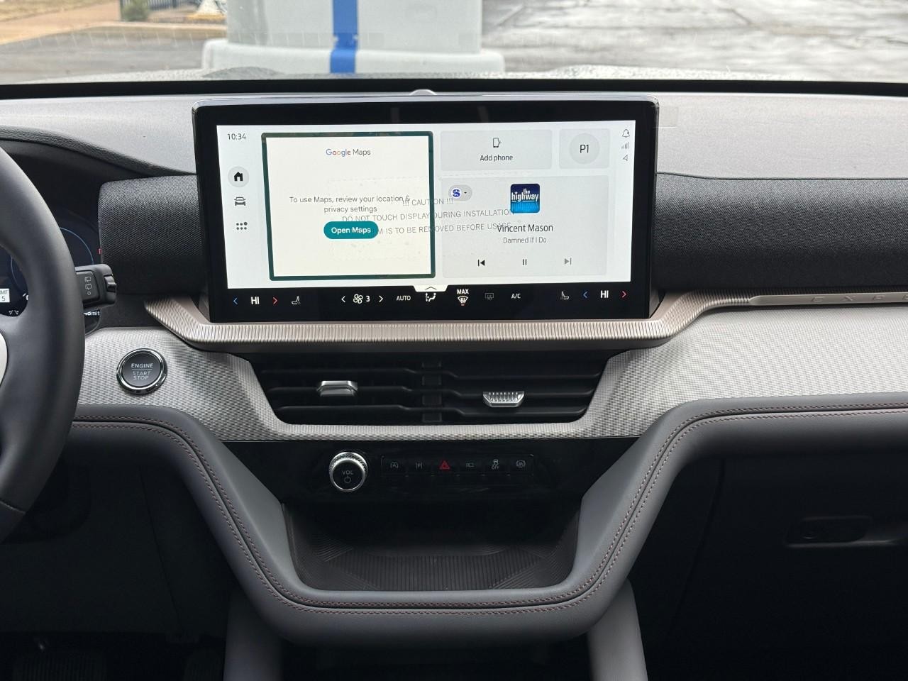 Ford Explorer Vehicle Full-screen Gallery Image 09