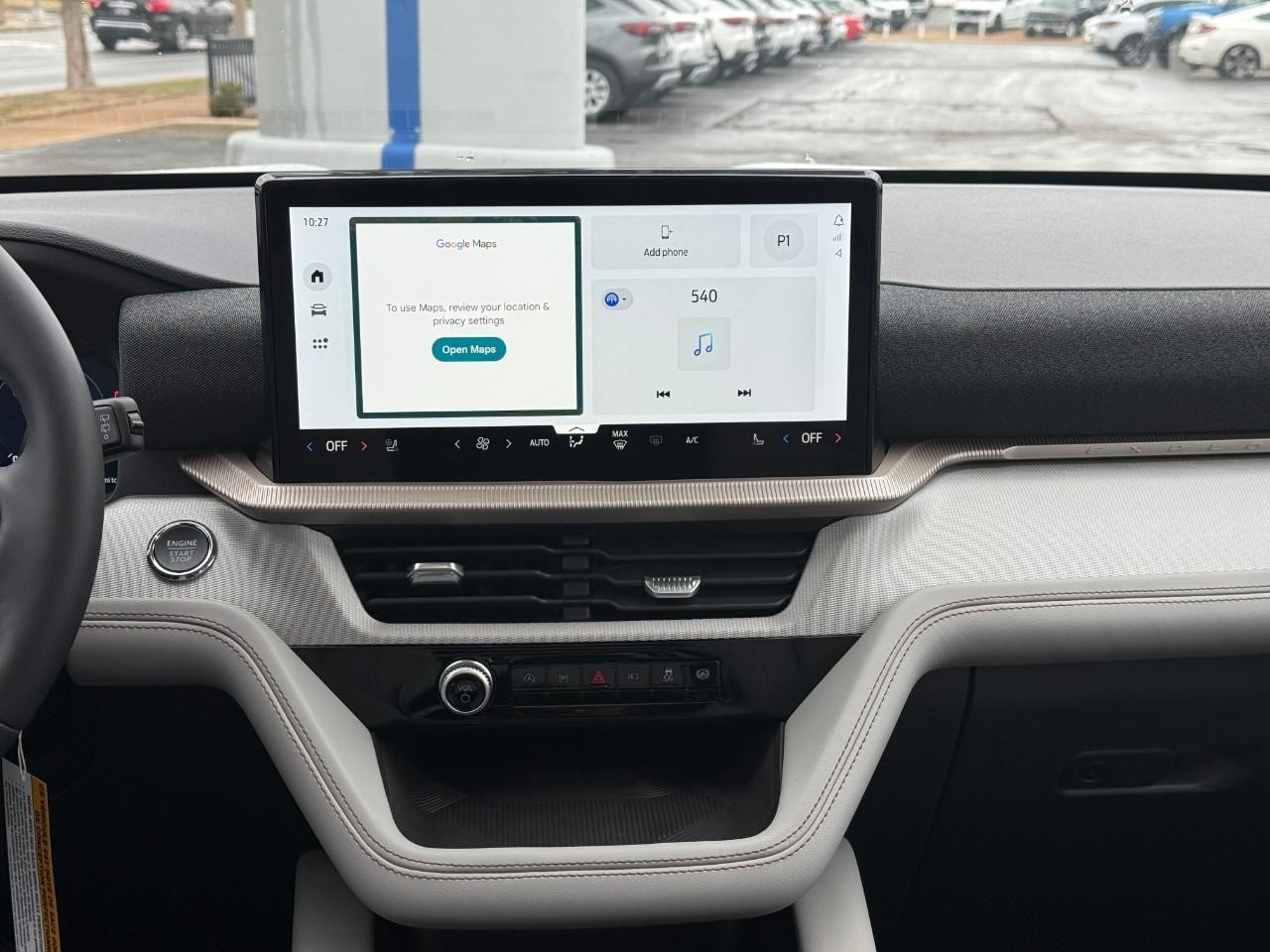 Ford Explorer Vehicle Full-screen Gallery Image 10