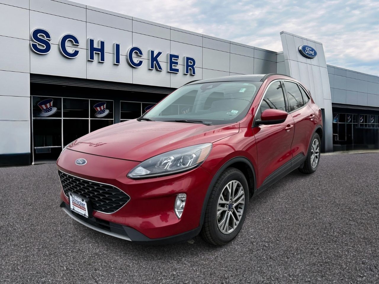 Ford Escape Vehicle Full-screen Gallery Image 04