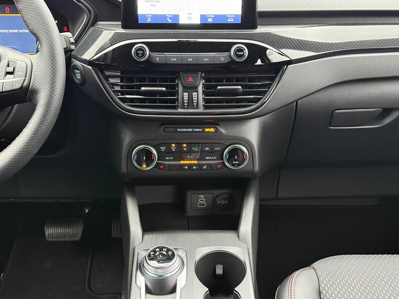 Ford Escape Vehicle Full-screen Gallery Image 10