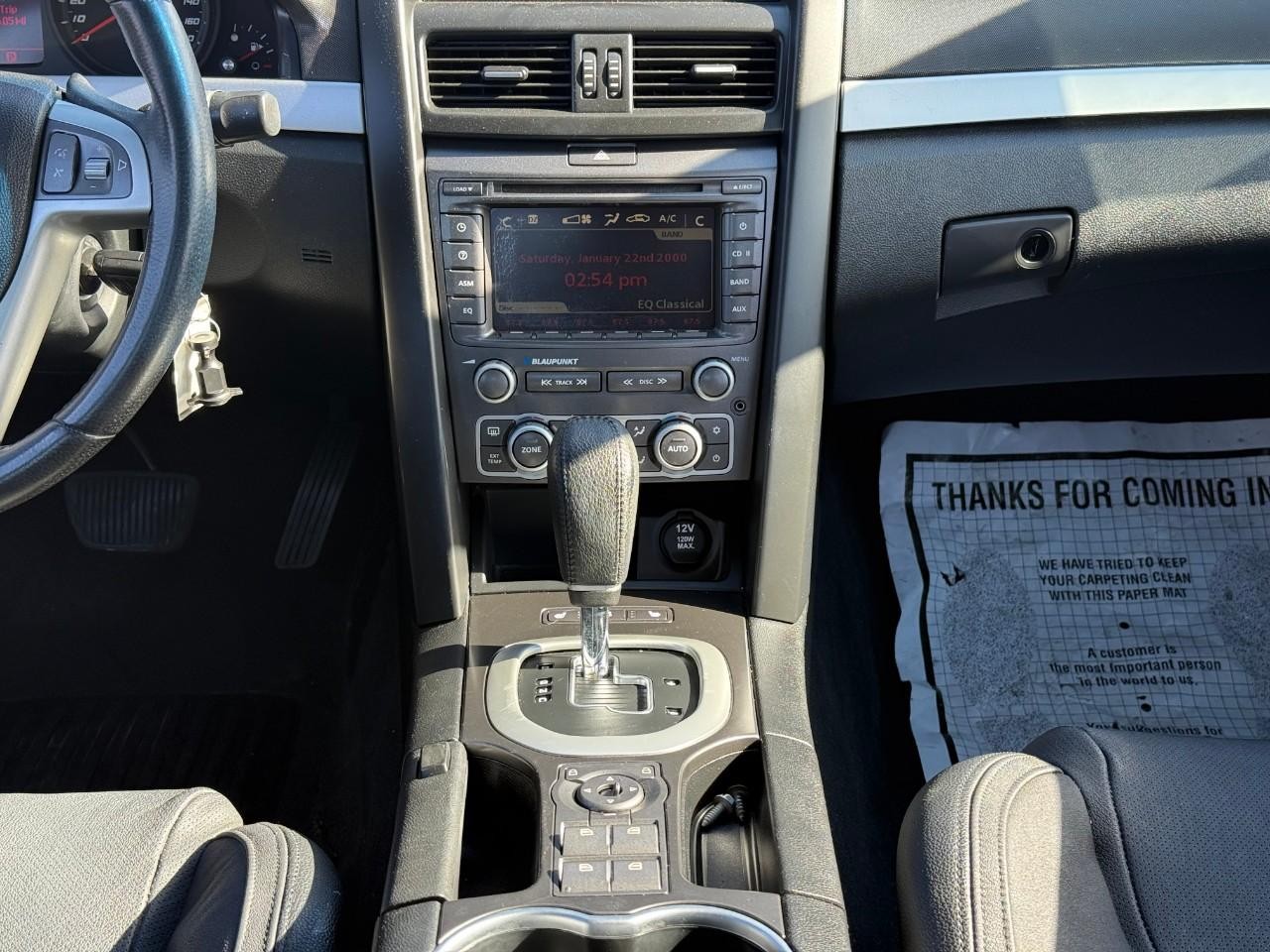 Pontiac G8 Vehicle Full-screen Gallery Image 08