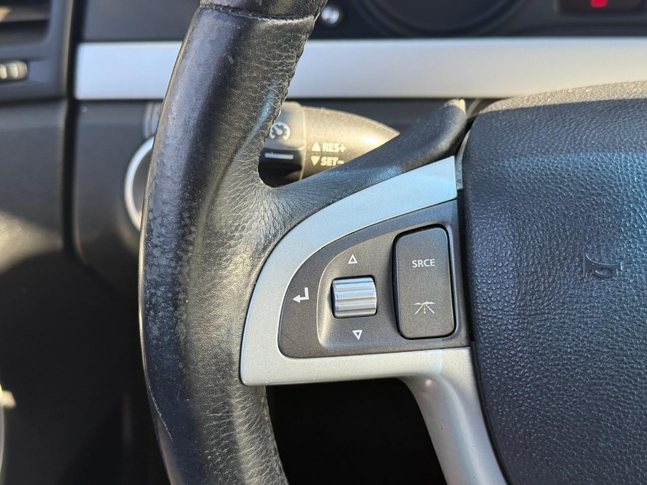 Pontiac G8 Vehicle Full-screen Gallery Image 11